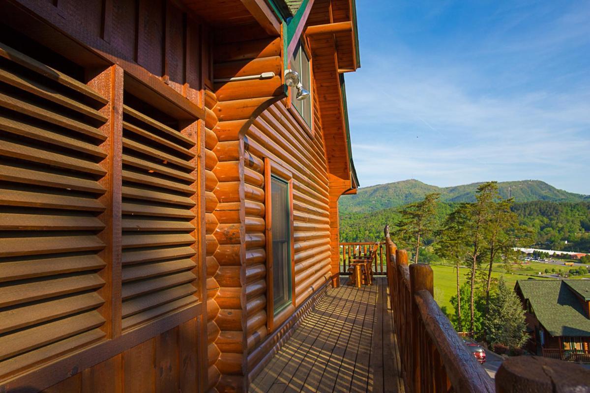 Misty Mountain Hideaway, 3 Bedrooms, Sleeps 10, Pool Access, Wifi Pigeon Forge Esterno foto