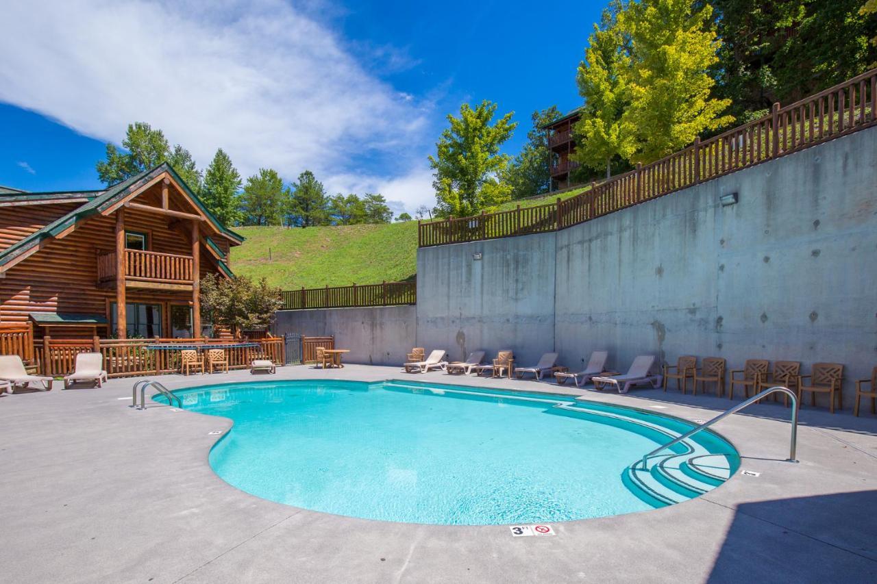 Misty Mountain Hideaway, 3 Bedrooms, Sleeps 10, Pool Access, Wifi Pigeon Forge Esterno foto