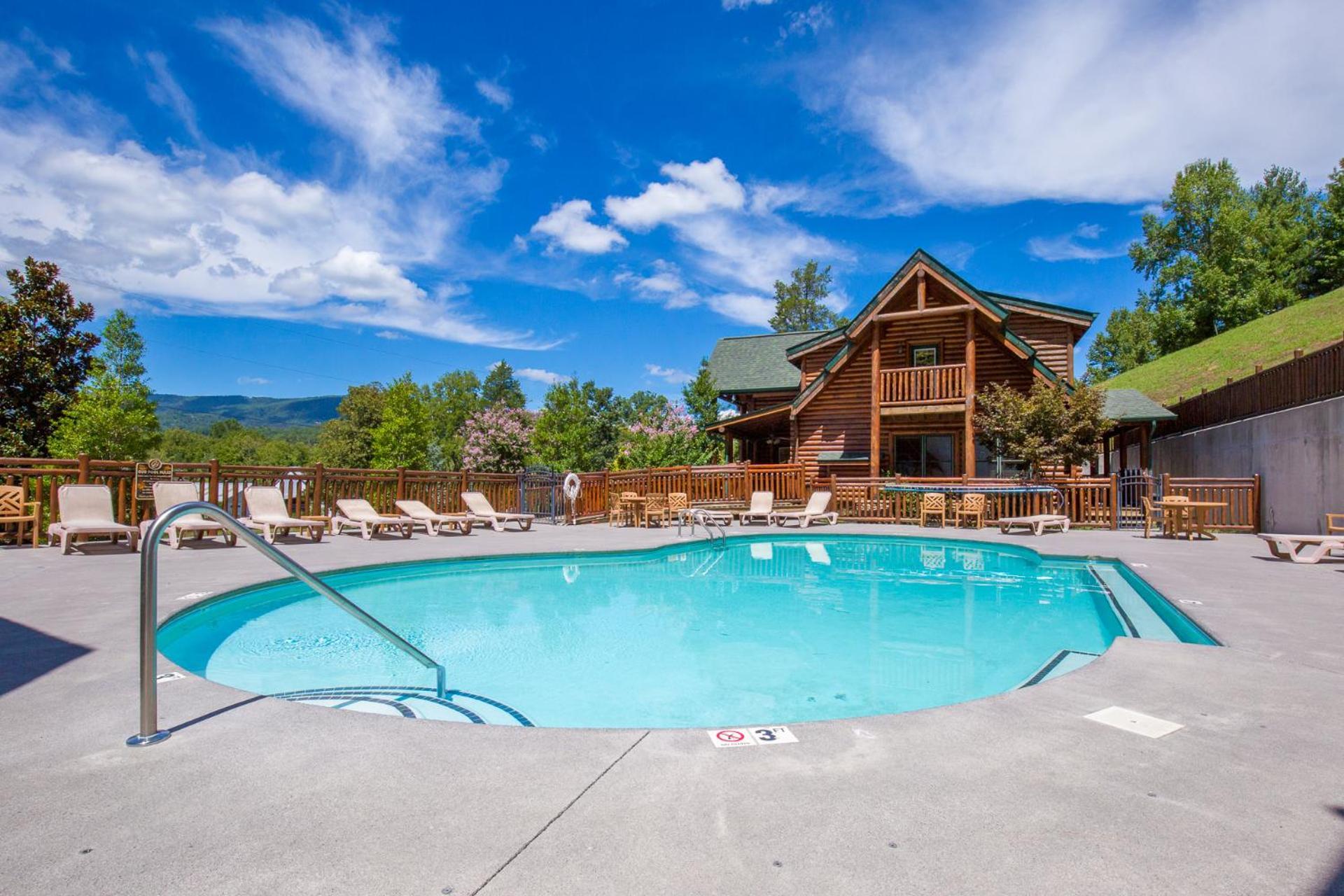 Misty Mountain Hideaway, 3 Bedrooms, Sleeps 10, Pool Access, Wifi Pigeon Forge Esterno foto